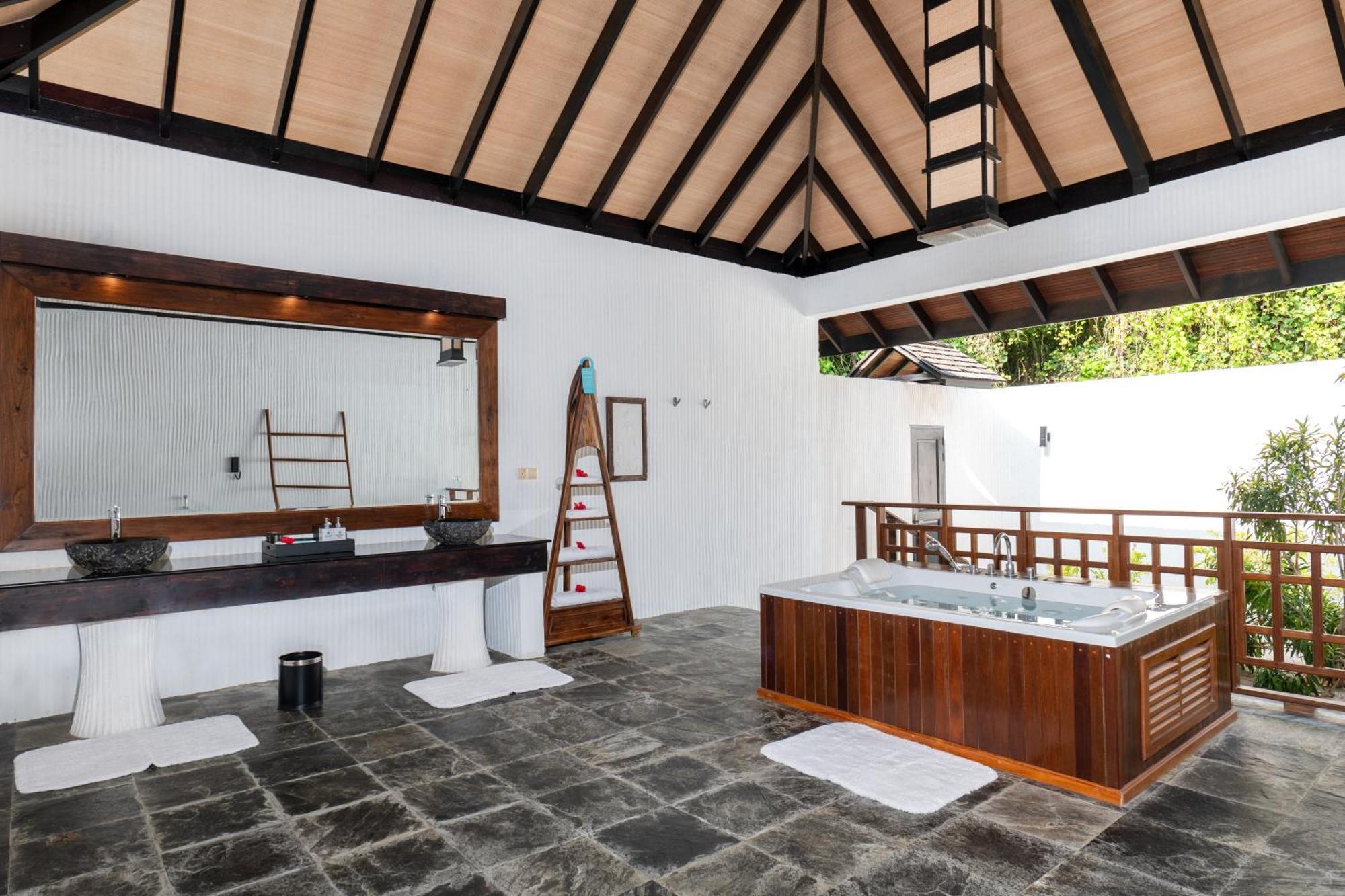 Hideaway Beach Resort & Spa Dhidhdhoo  Dış mekan fotoğraf