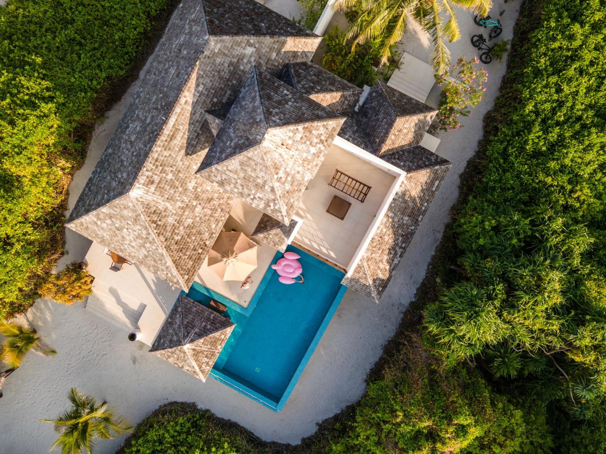Hideaway Beach Resort & Spa Dhidhdhoo  Dış mekan fotoğraf